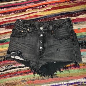 Levi’s High Waist Short